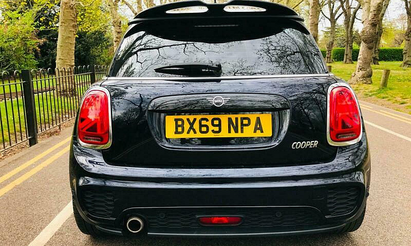 Mini Cooper 2019 Hat...