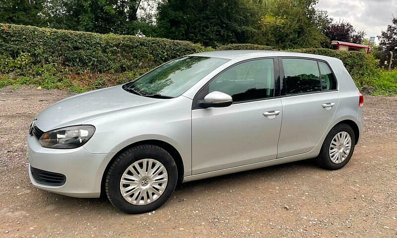 2010 Volkswagen Golf...