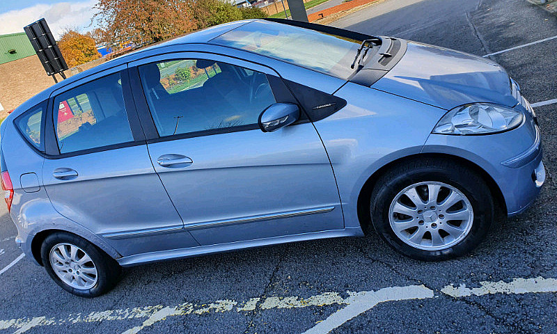 Mercedes-Benz A Clas...