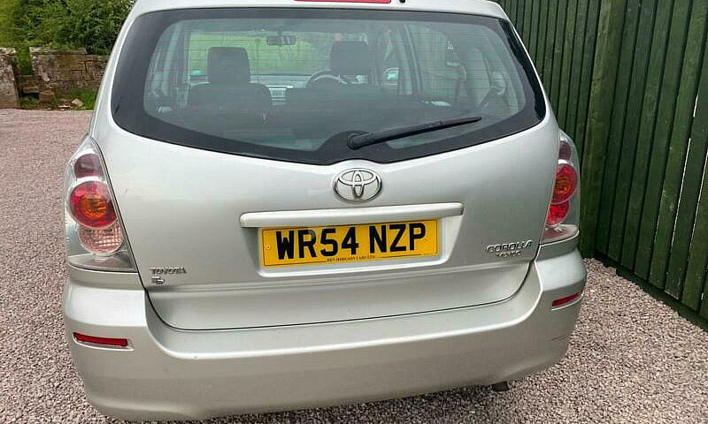 2004 Toyota Corolla ...