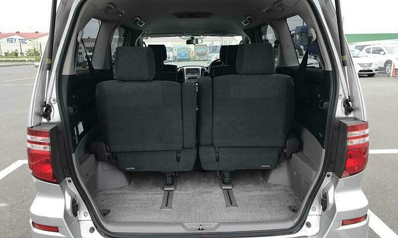 Toyota Alphard 3.0 M...