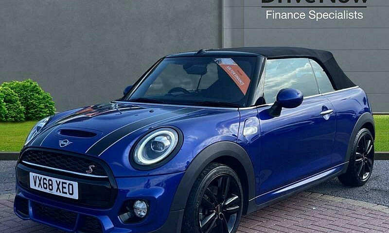 2018 Mini Convertibl...