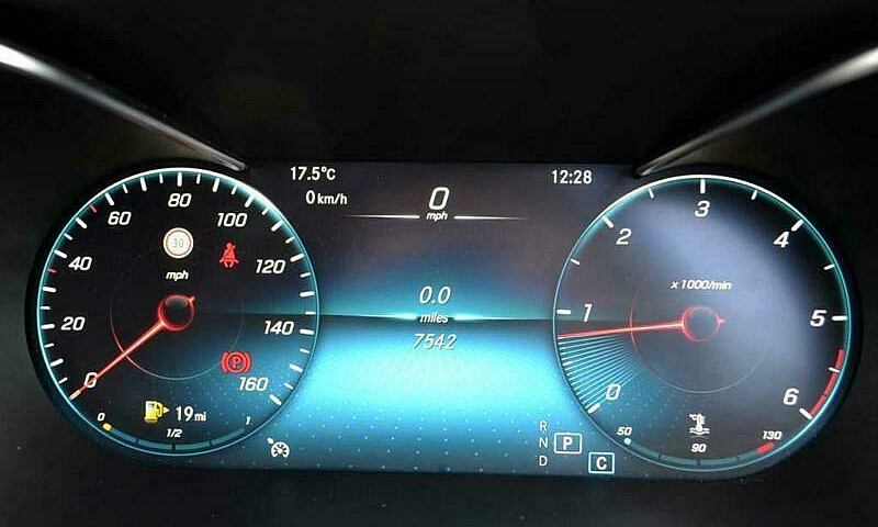 2020 Mercedes-Benz G...