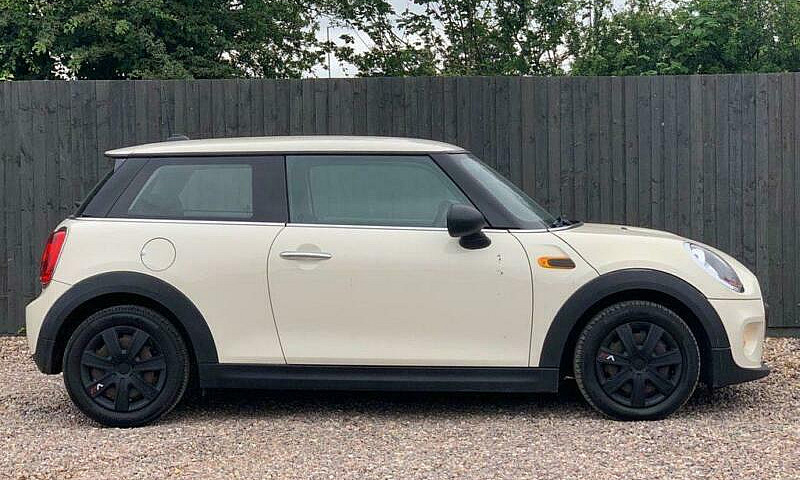 2015 65 Mini Hatch 1...