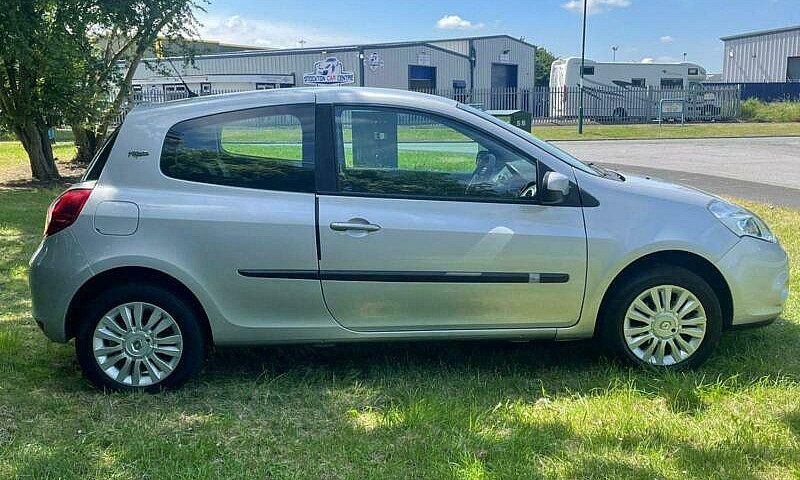 2010 Renault Clio I-...