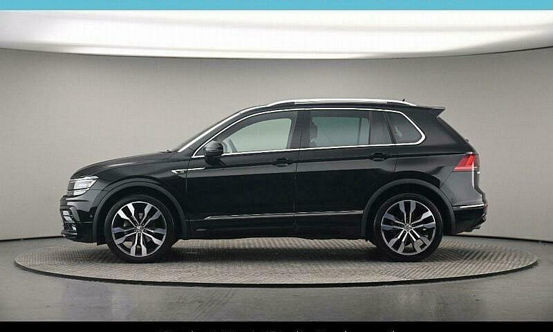 2019 Volkswagen Tigu...