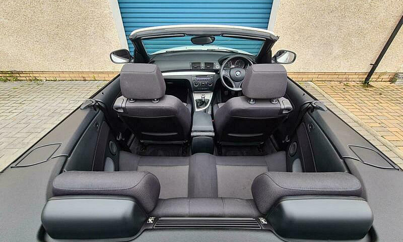 2011 Bmw 1 Series 11...