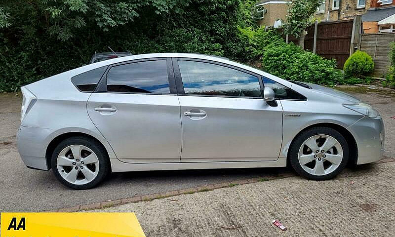 2010 Toyota Prius 1....