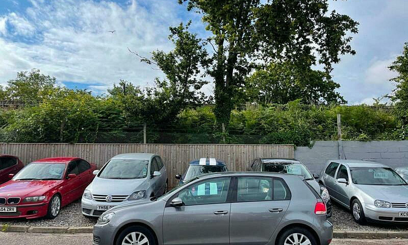 2010 Volkswagen Golf...