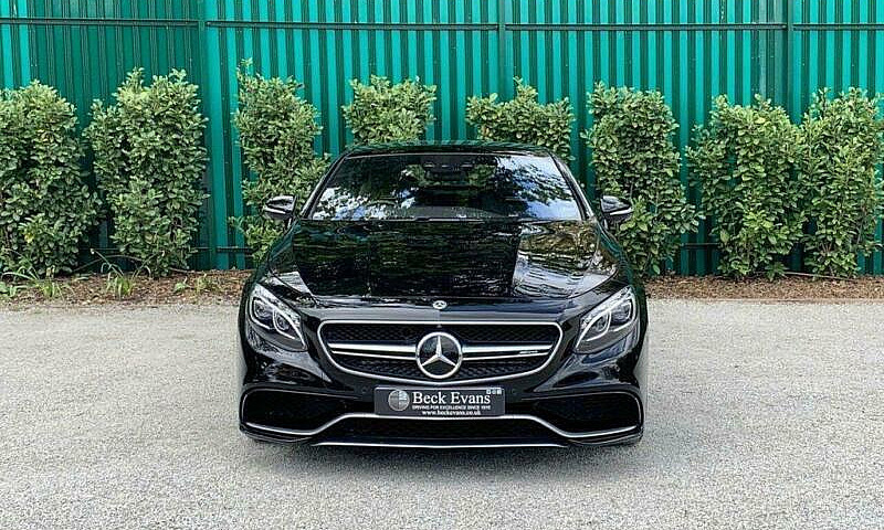 2017 17 Mercedes-Ben...