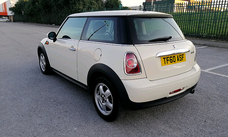 2010 Mini Cooper 1.6...