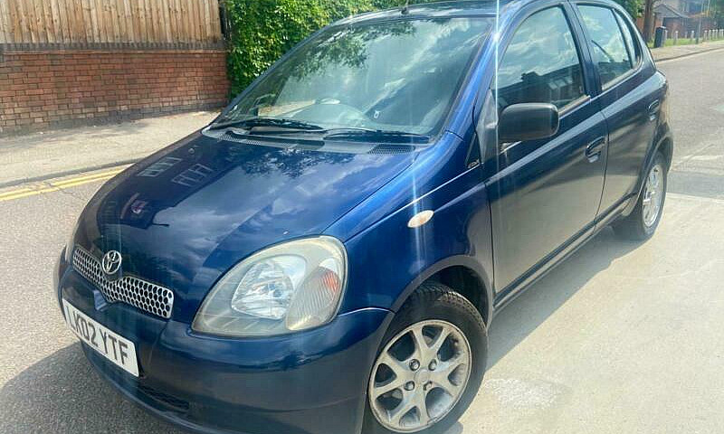 Toyota Yaris 1.3 Aut...