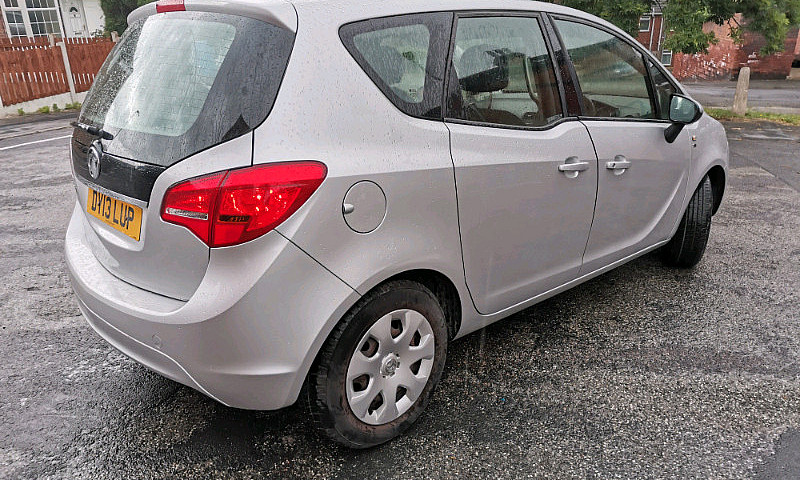 Vauxhall Meriva 2013...
