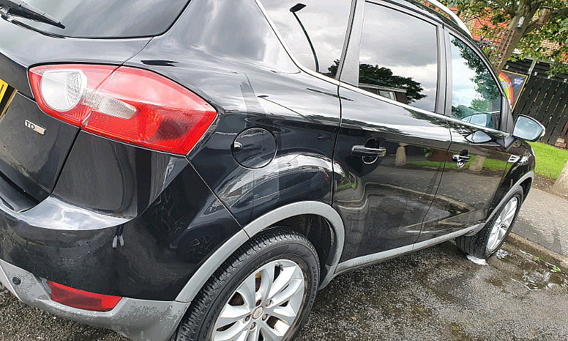 Ford Kuga...