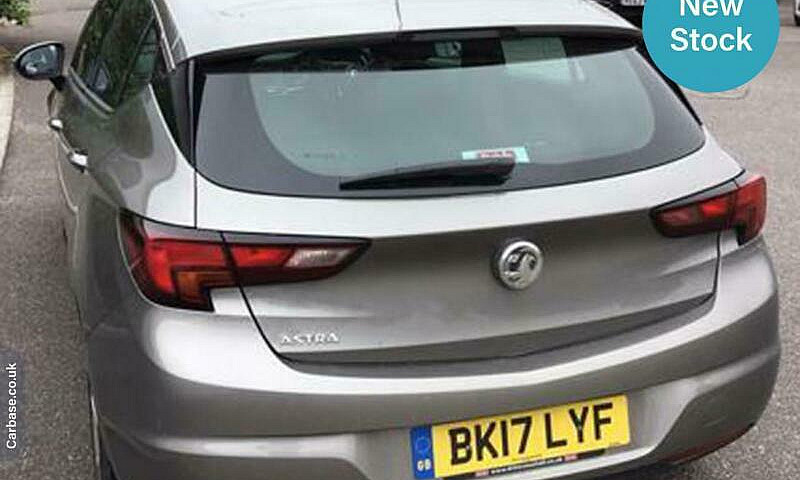 2017 Vauxhall Astra ...
