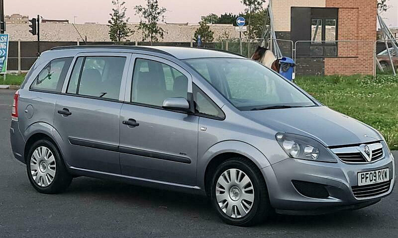7 Seater Vauxhall Za...