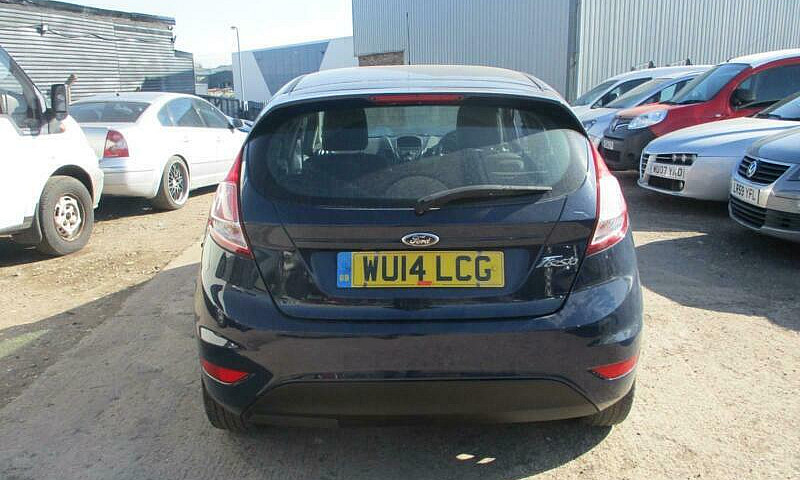 Ford Fiesta Style 1....