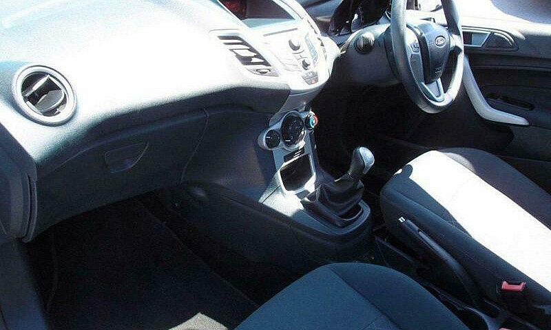 2012 12 Ford Fiesta ...
