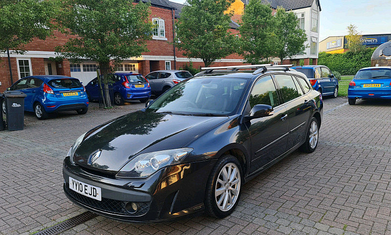 2010 Renault Laguna ...