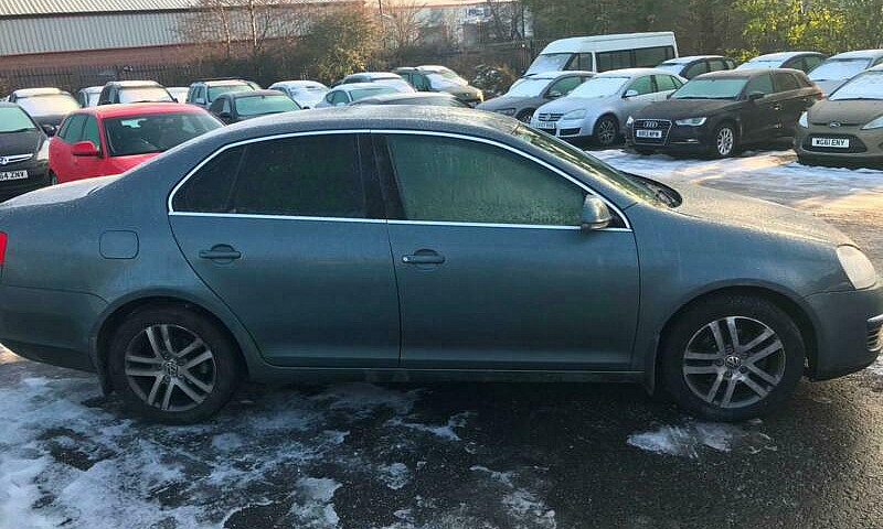 Volkswagen Jetta 2.0...