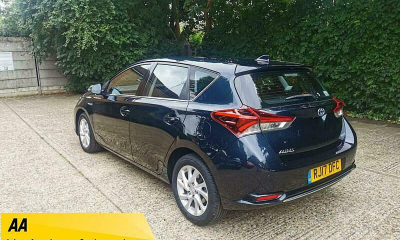 2017 Toyota Auris 1....
