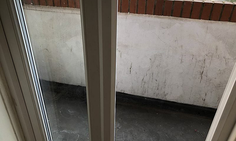 2 Bedroom Flat In No...