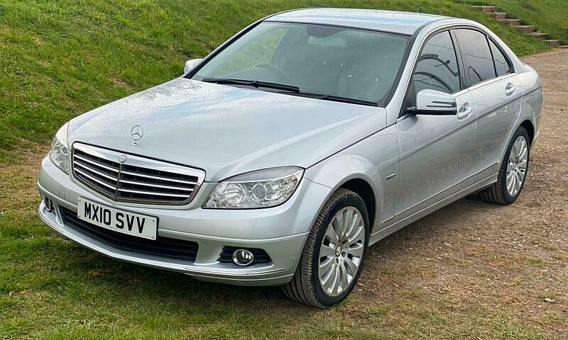 2010 Mercedes-Benz C...