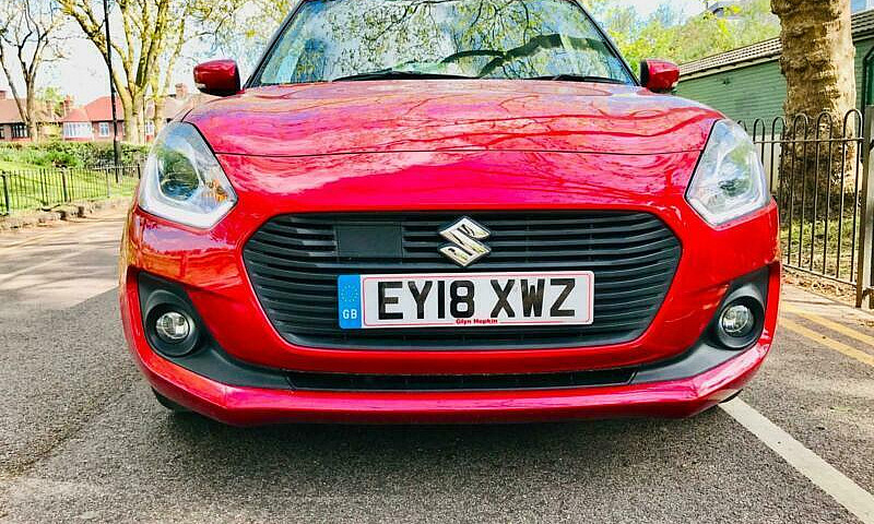 Suzuki Swift 1.0 Pet...