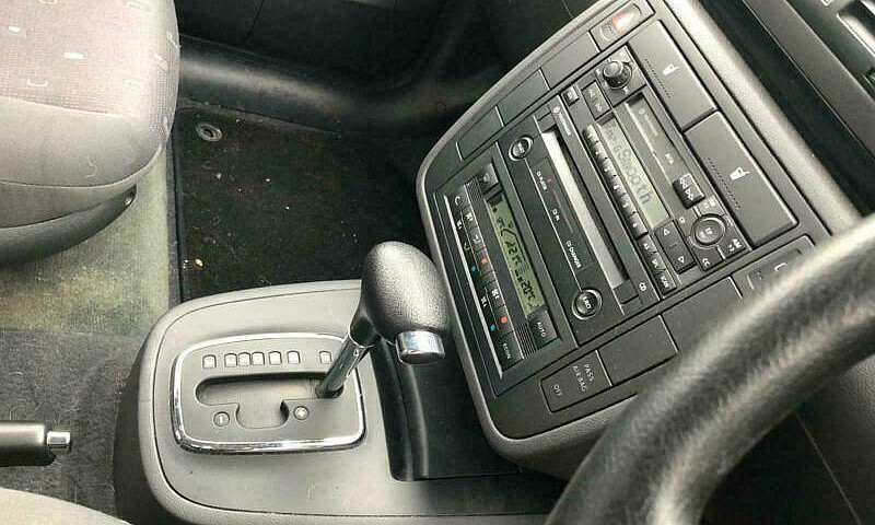 Volkswagen Sharan 1....