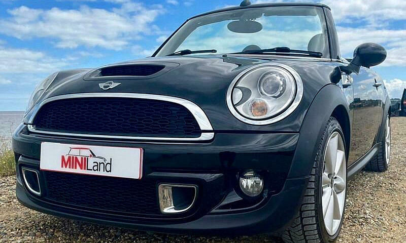 2011 Mini Convertibl...