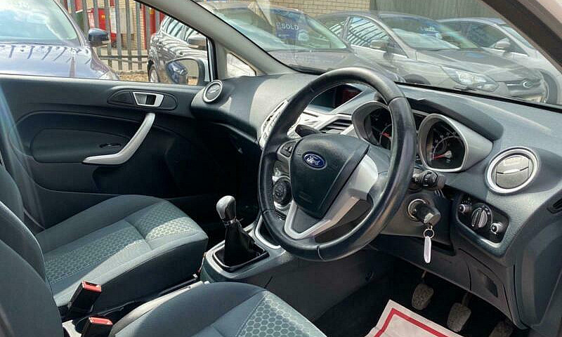 2012 Ford Fiesta 1.2...