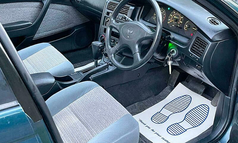 Toyota Carina E 1.6 ...