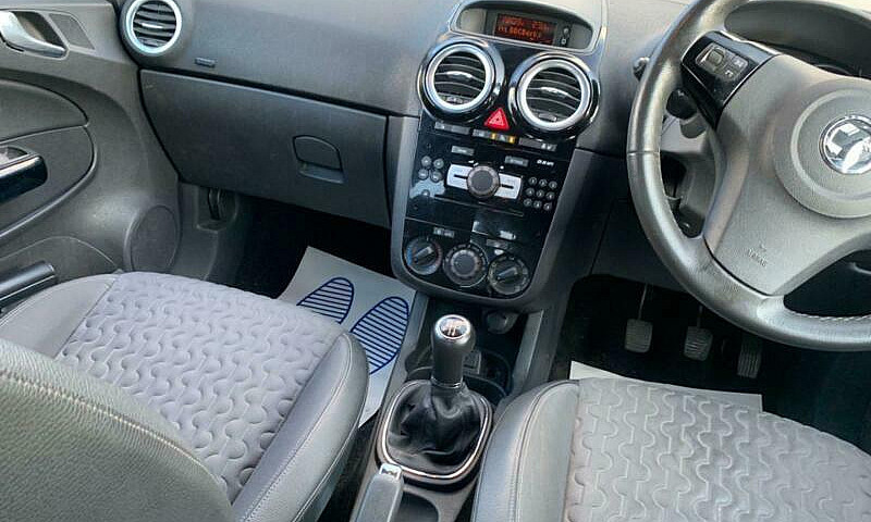 2013 Vauxhall Corsa ...