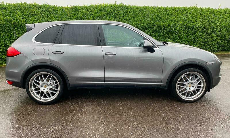 Porsche Cayenn 4.2 S...