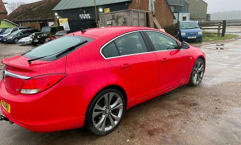 Vauxhall Insignia 2....