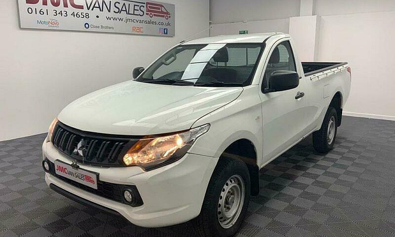 2017 17 Mitsubishi L...