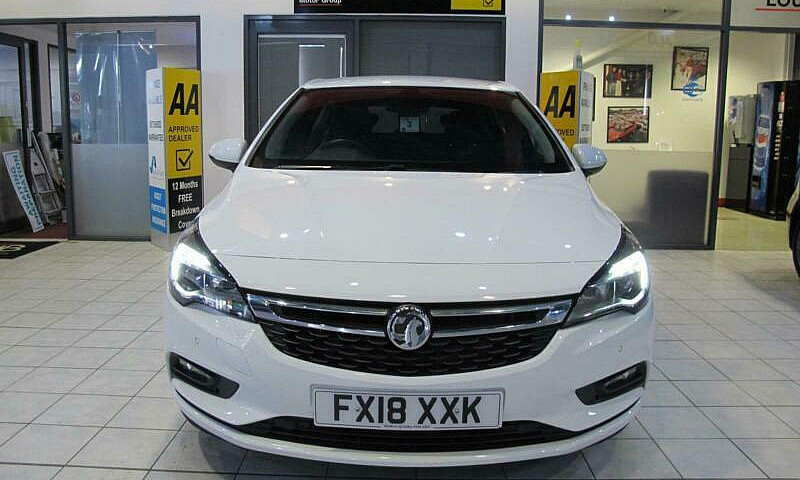 2018 Vauxhall Astra ...