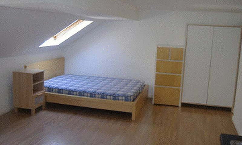 Studio Flat In Hillf...