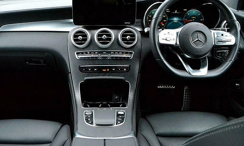 2019 Mercedes-Benz G...
