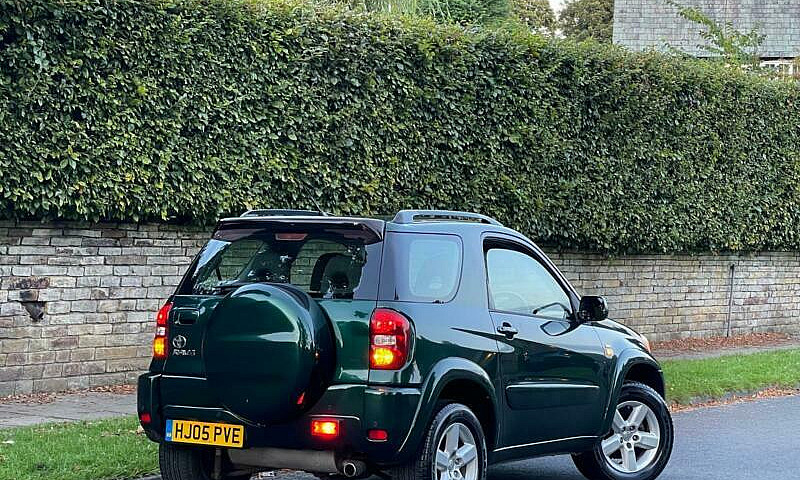 Toyota Rav4 2.0 Vvt-...