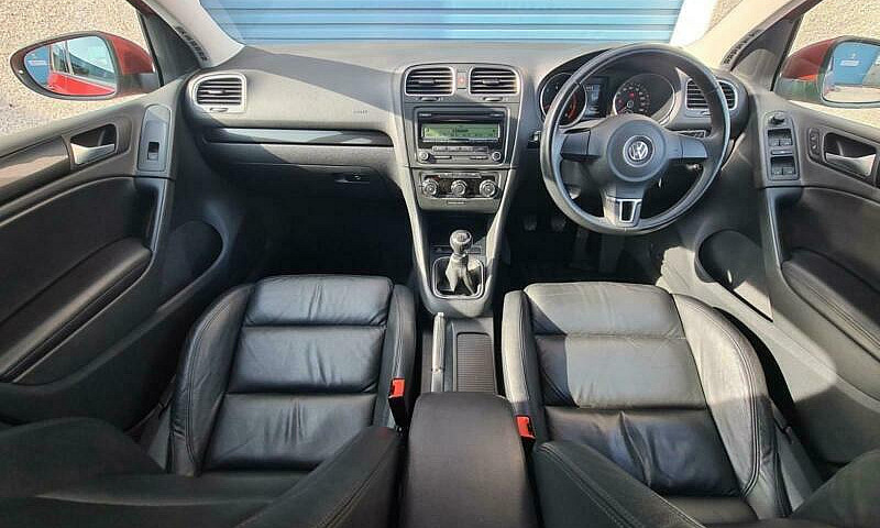2009 Volkswagen Golf...