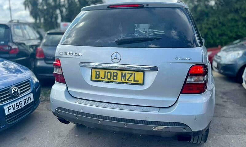 2008 Mercedes-Benz M...