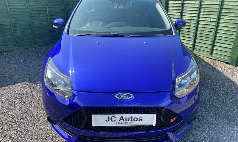 2013 Ford Focus 2.0T...