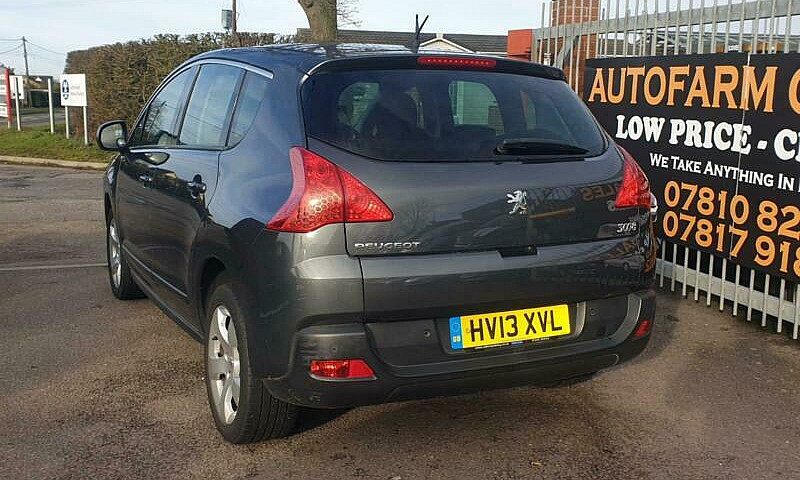 Peugeot 3008 Crossov...