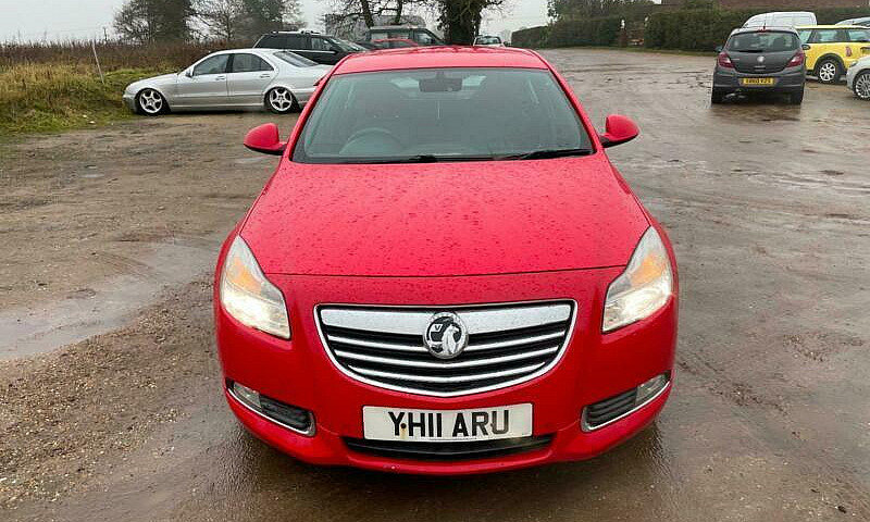 Vauxhall Insignia 2....