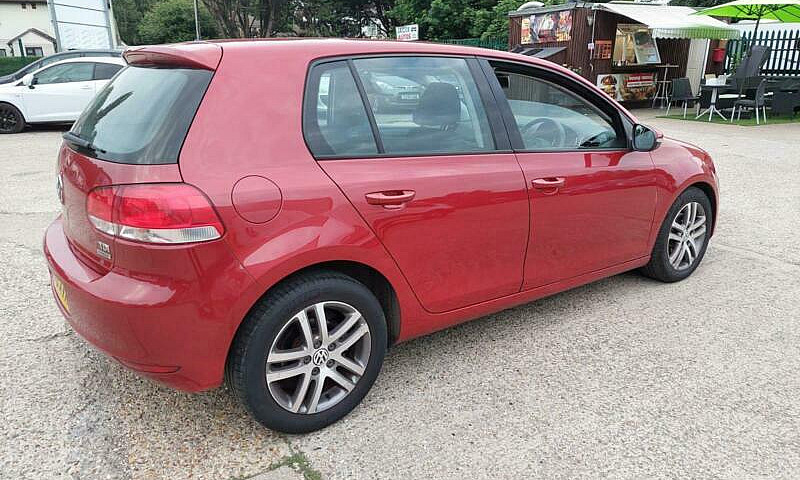 2010 Volkswagen Golf...