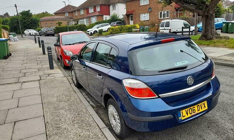 Low Mileage Vauxhall...