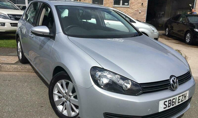 2012 Volkswagen Golf...
