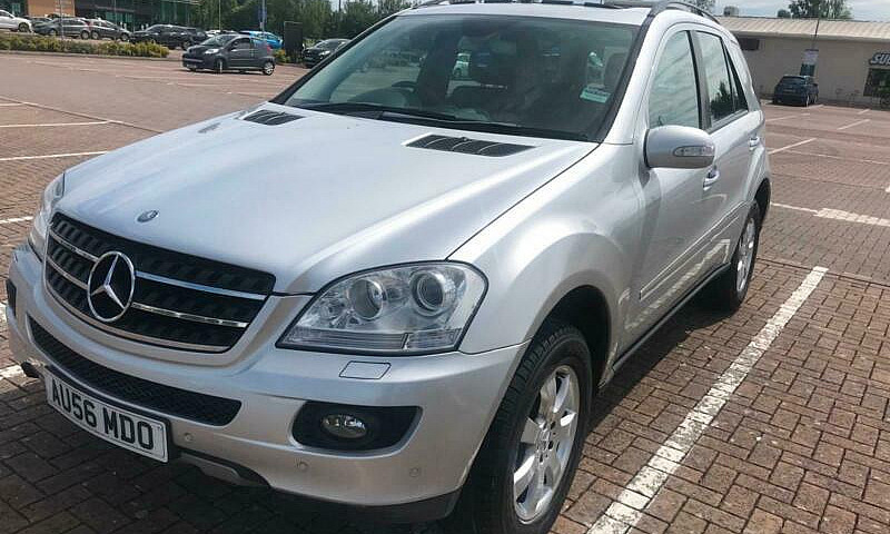 2006 Mercedes-Benz M...
