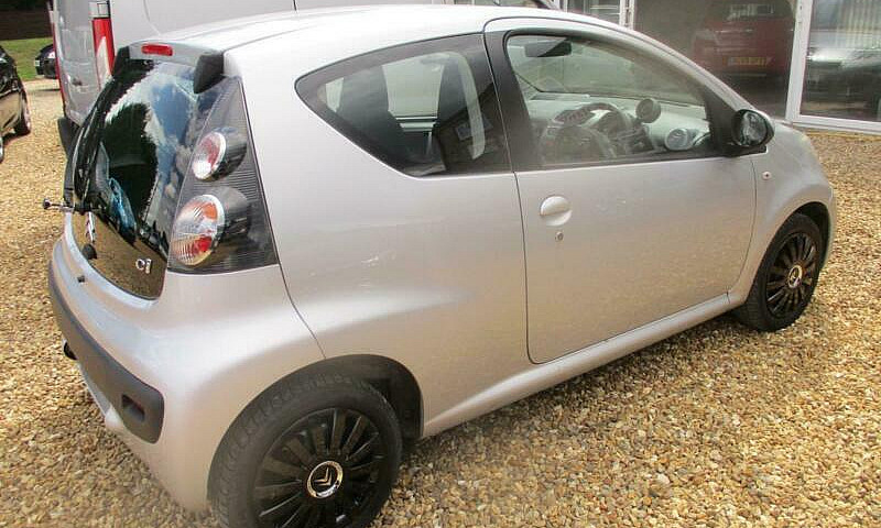 1363 Citroen C1 1.0I...